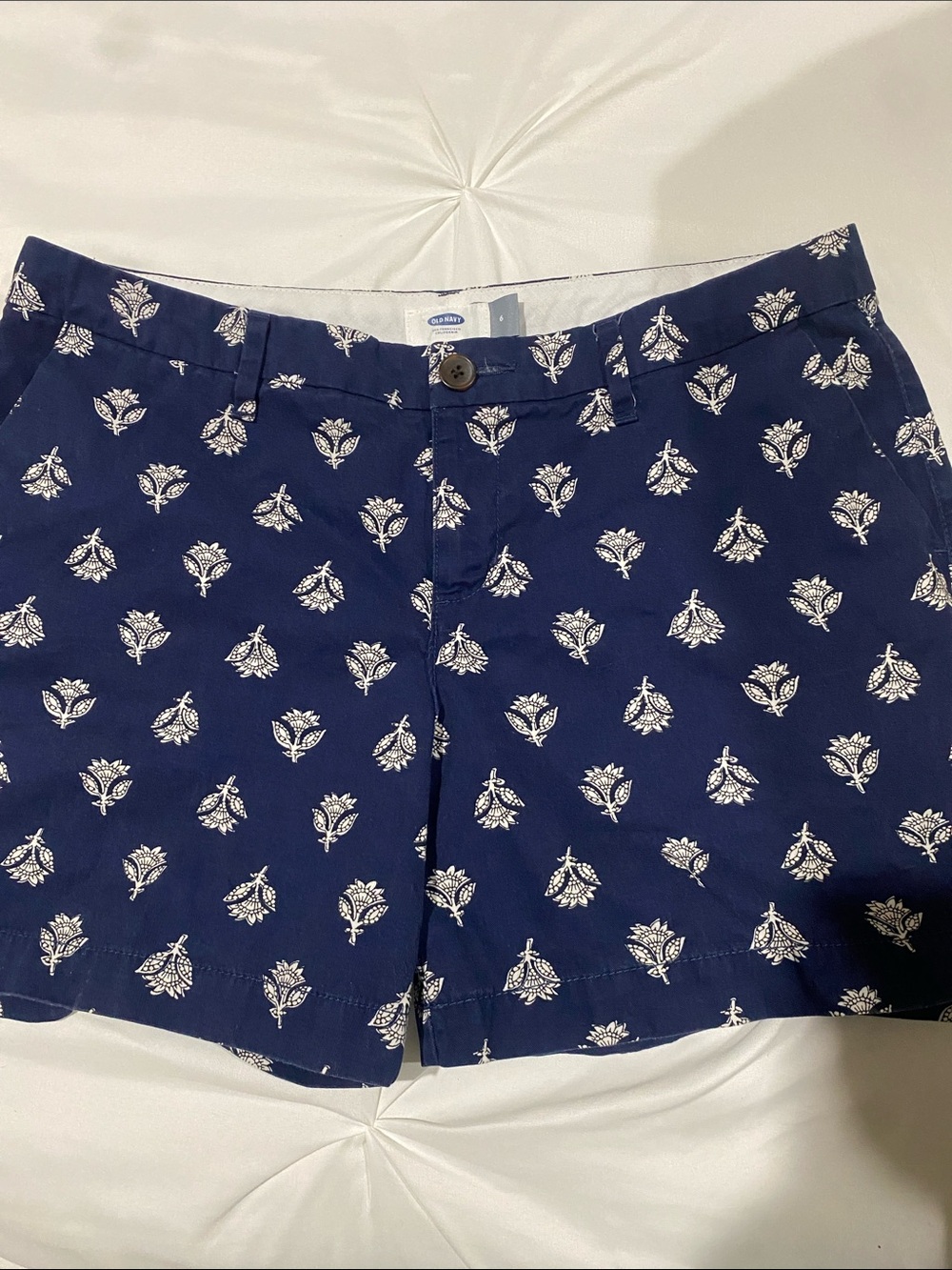 Old Navy Navy Blue Floral-Print Bermuda Shorts
